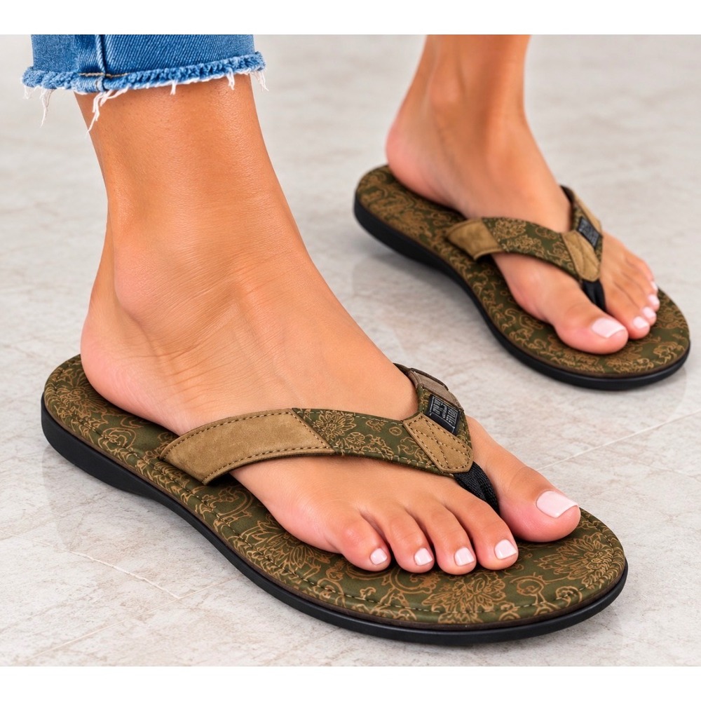 Teva Olowahu Olive Green Floral Etched Mush Flip Flop Sandals Womens 9